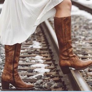 Bed Stu Fate Caramel Lux 7.5